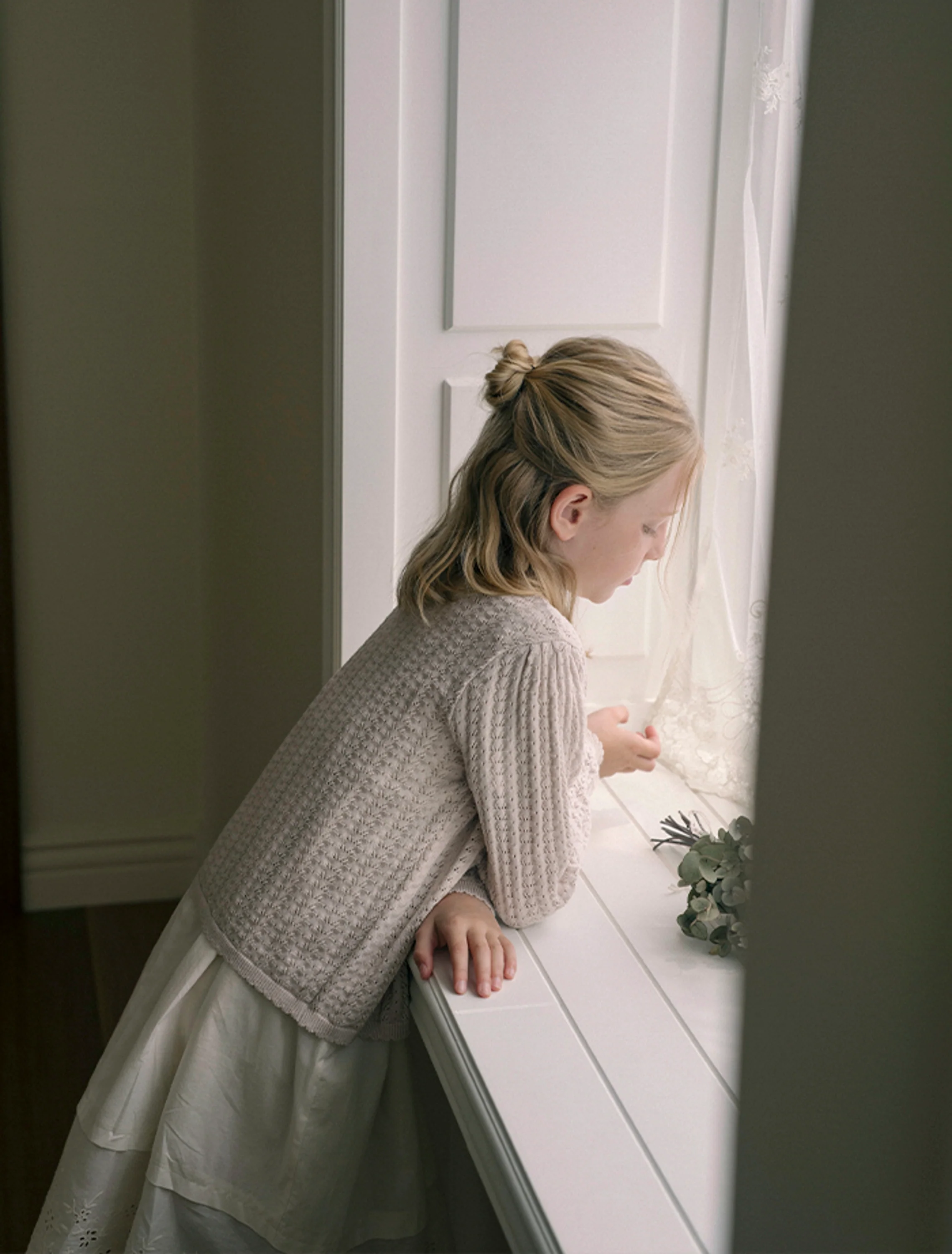 Lavera Knit Cardigan in Pale Beige - Image 3