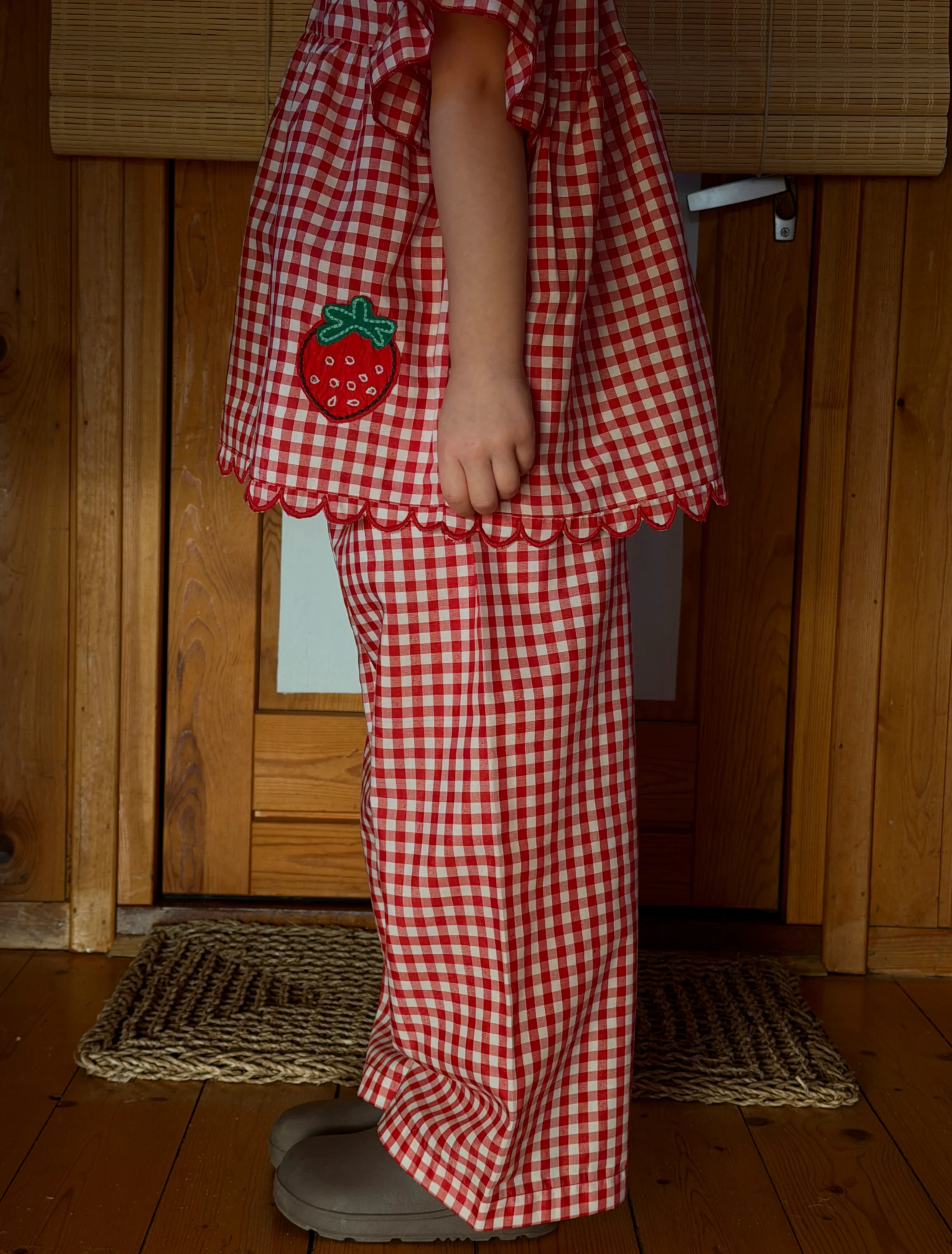 Saxo Mini Pants in Red Check - Image 4